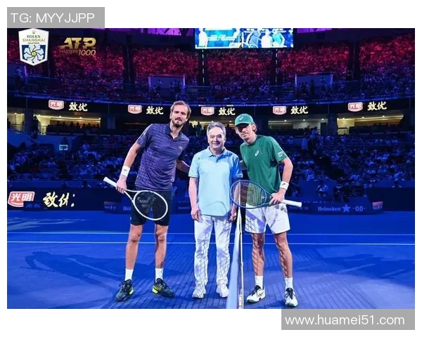 足球与网球跨界合作的典范：球星们的竞技精神与跨界挑战